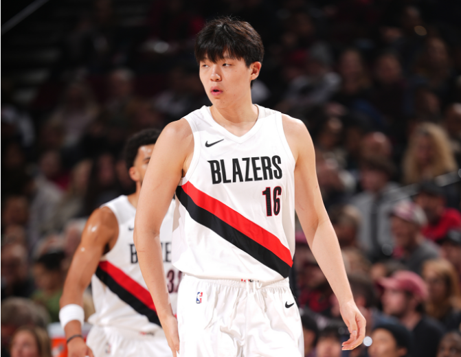 世界杯高清比赛观看-杨瀚森被召回遭弃用！开拓者大胜老鹰 夏普24+9格兰特复出16分